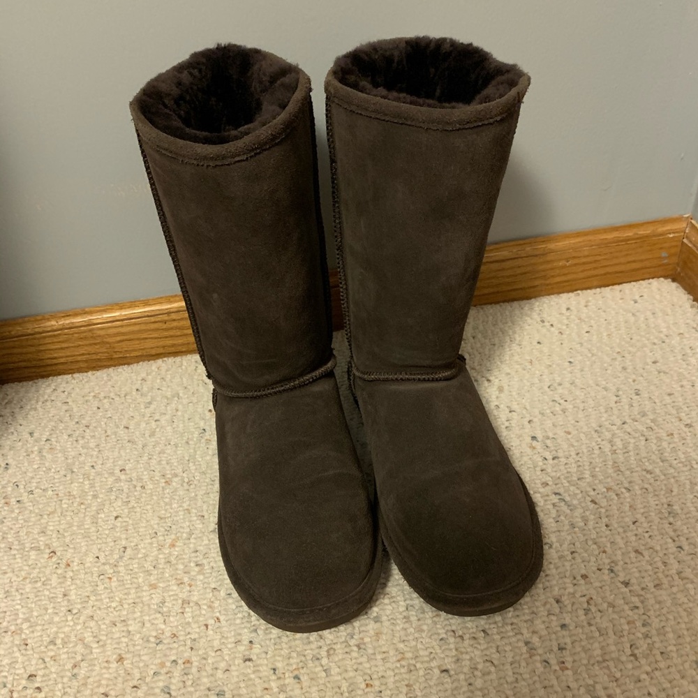 Bearpaw Emma boots